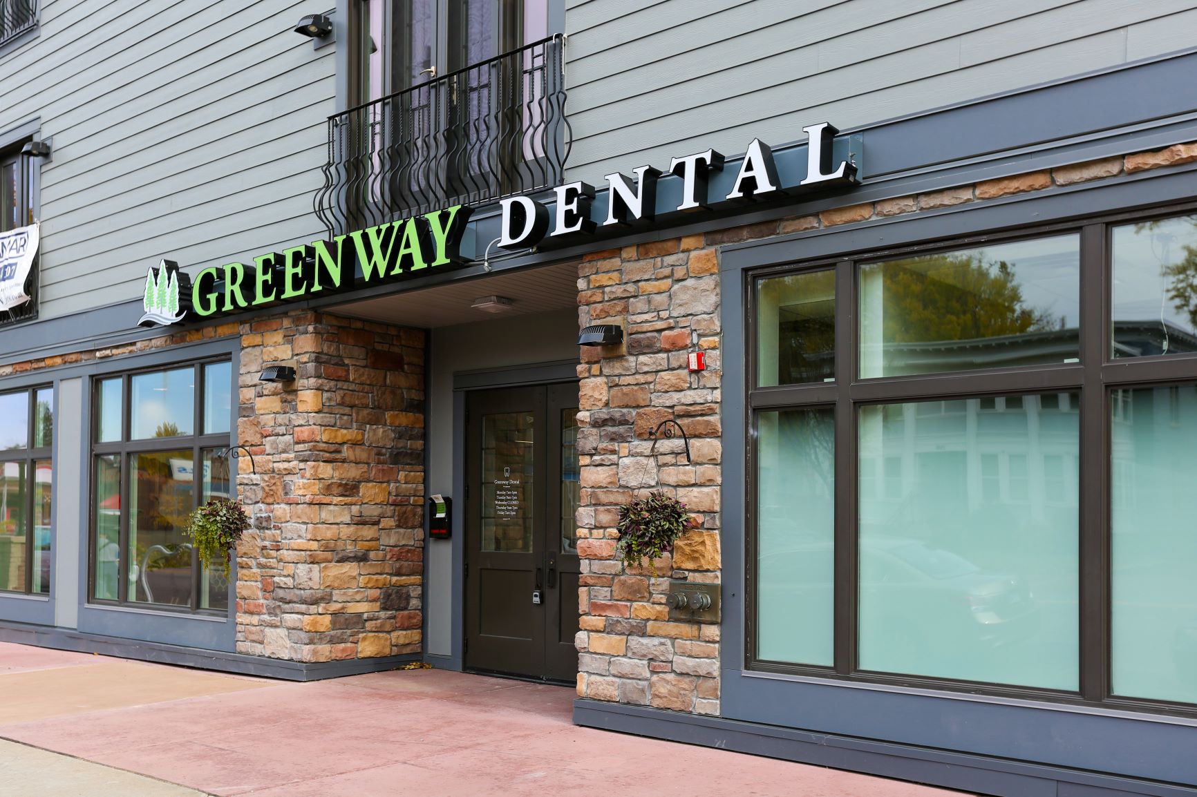 GreenwayDental-Auromira-01